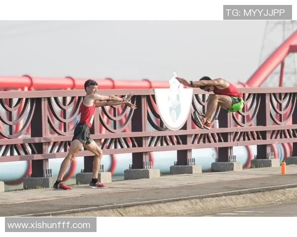 舞动人生的节拍：王娜在街舞世界中的追梦旅程与心路历程