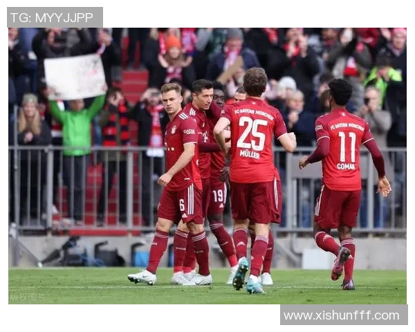 利物浦与巴萨激战正酣当前比分揭晓引发球迷热议